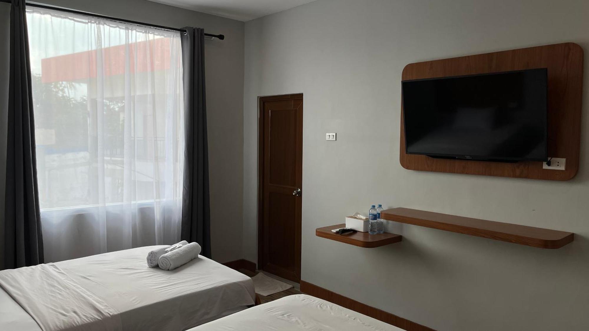 Reddoorz Premium At Jalan Diponegoro Lampung Hotell Bandar Lampung Exteriör bild