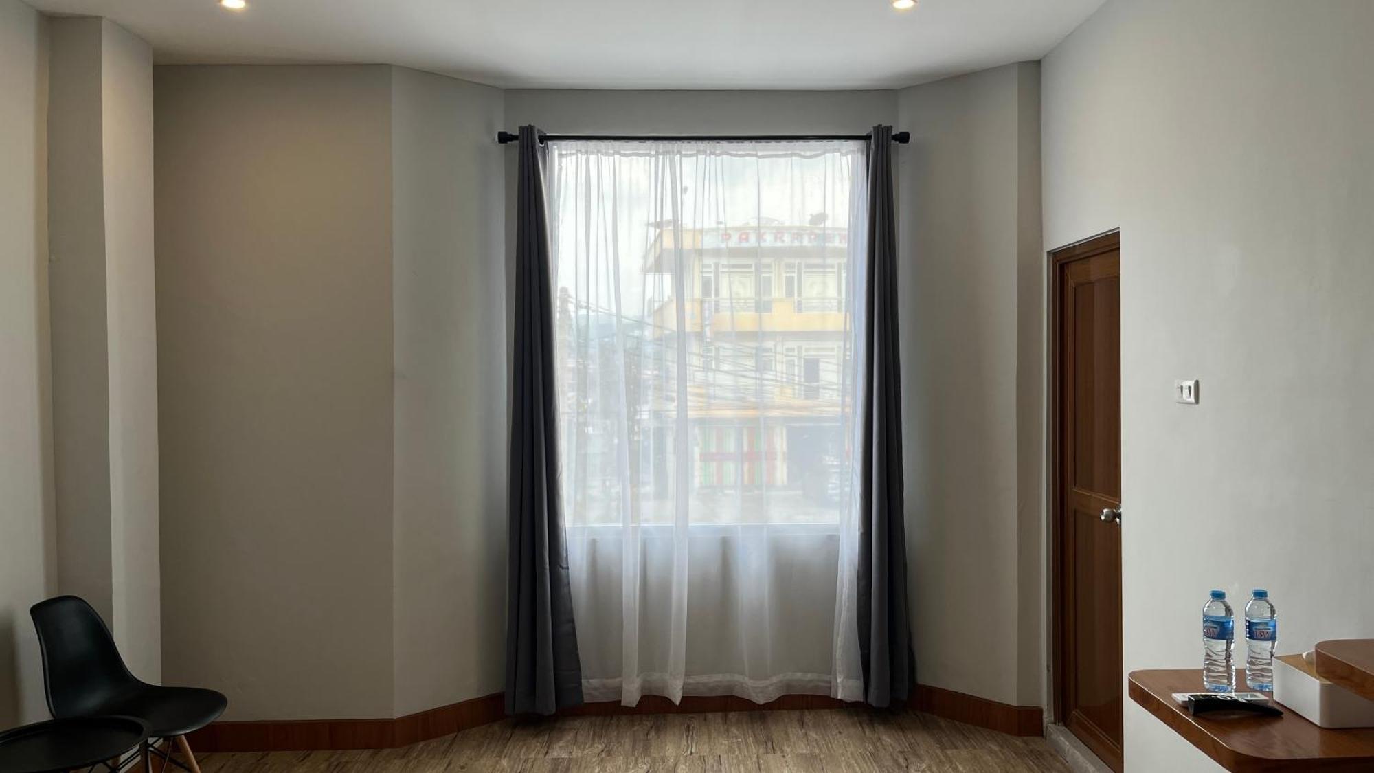 Reddoorz Premium At Jalan Diponegoro Lampung Hotell Bandar Lampung Exteriör bild