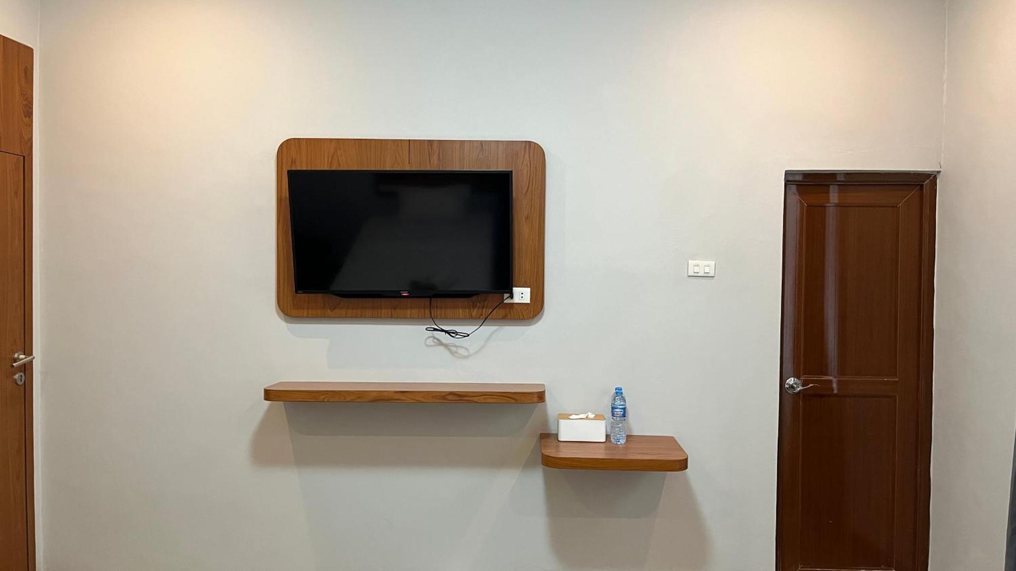 Reddoorz Premium At Jalan Diponegoro Lampung Hotell Bandar Lampung Exteriör bild